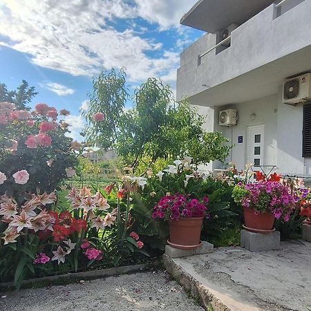 Apartment Marija, New 1Bd Apt With Free Parking Split Exterior photo